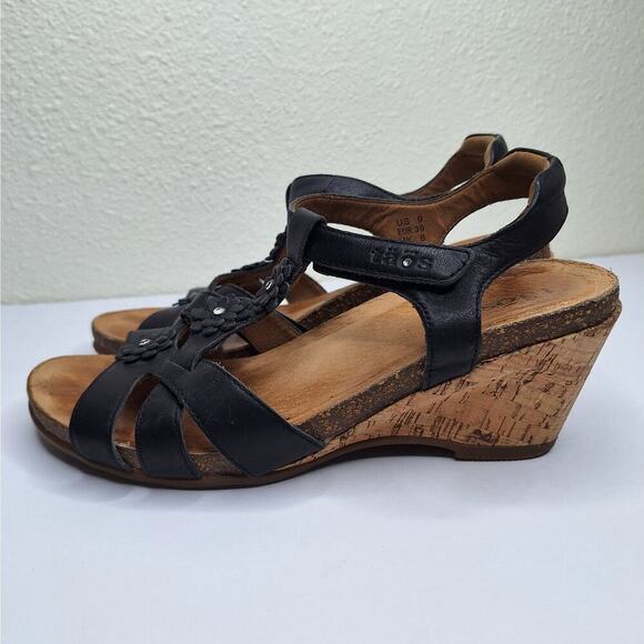 Taos Strappy Sandals Wedge 39 UK 6 US 9 Leather Comfort Cork Floral Rhinestone - Picture 4 of 14